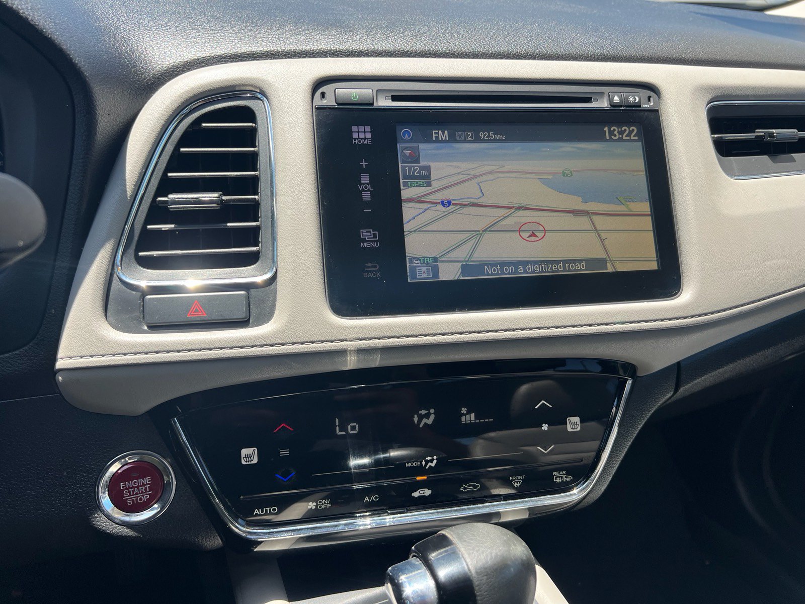 Used 2017 Honda HR-V EX-L image 22