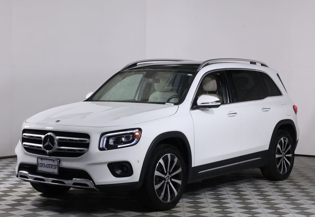 Used 2023 Mercedes-Benz GLB 250 image 3