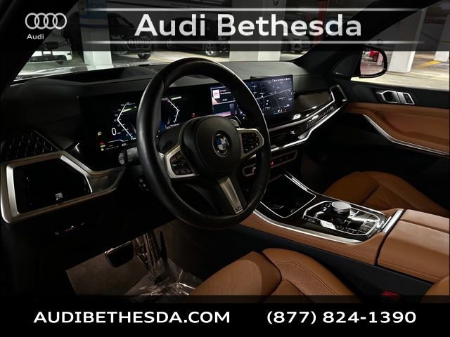 Used 2025 BMW X5 xDrive40i w/ M Sport Package image 13