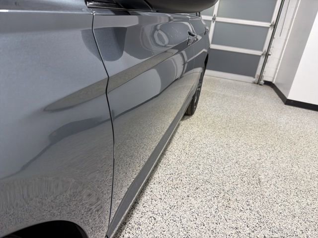 Used 2023 Volkswagen Jetta SE w/ Panoramic Sunroof Package image 9