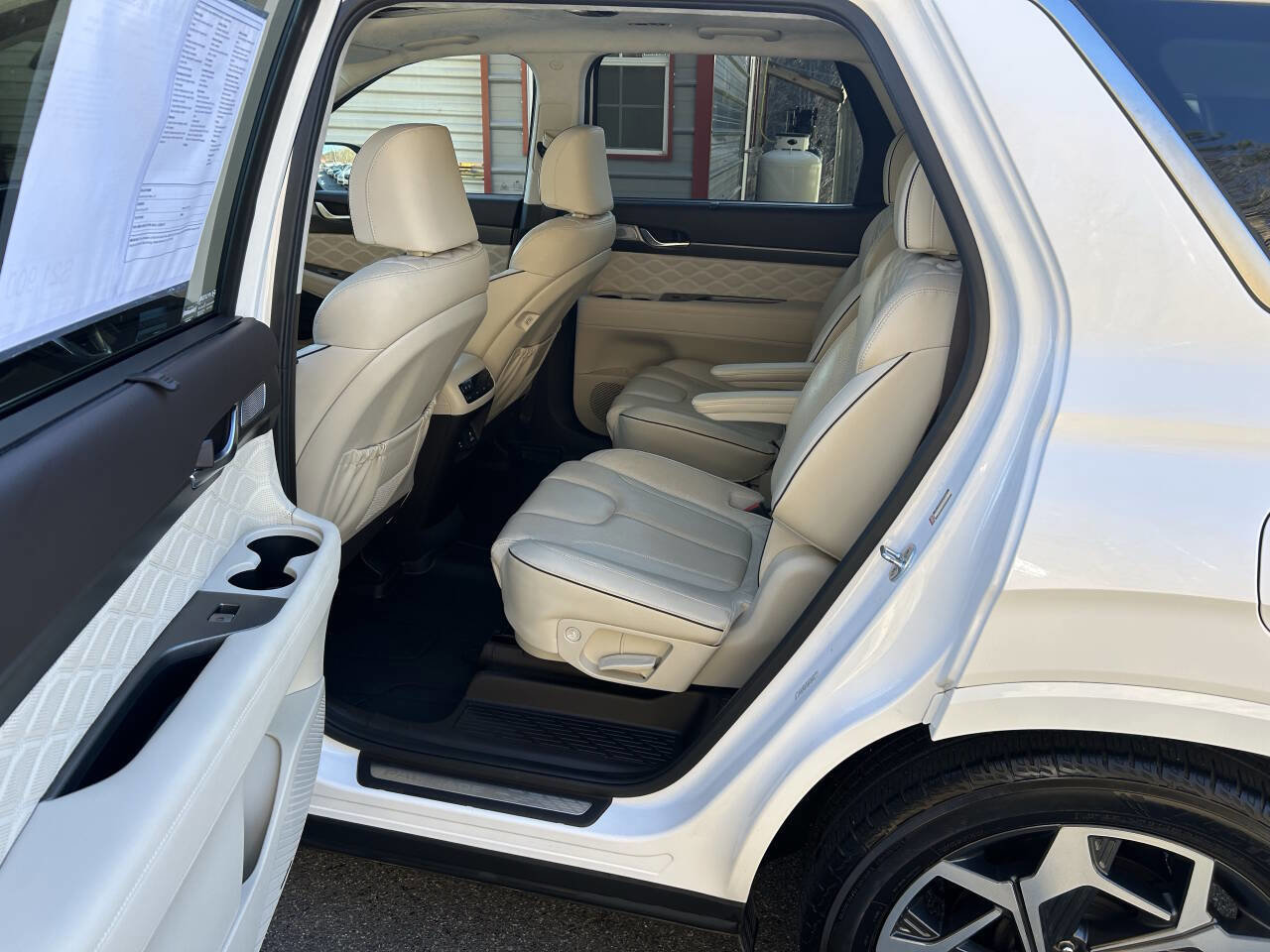 Used 2021 Hyundai Palisade Calligraphy image 27