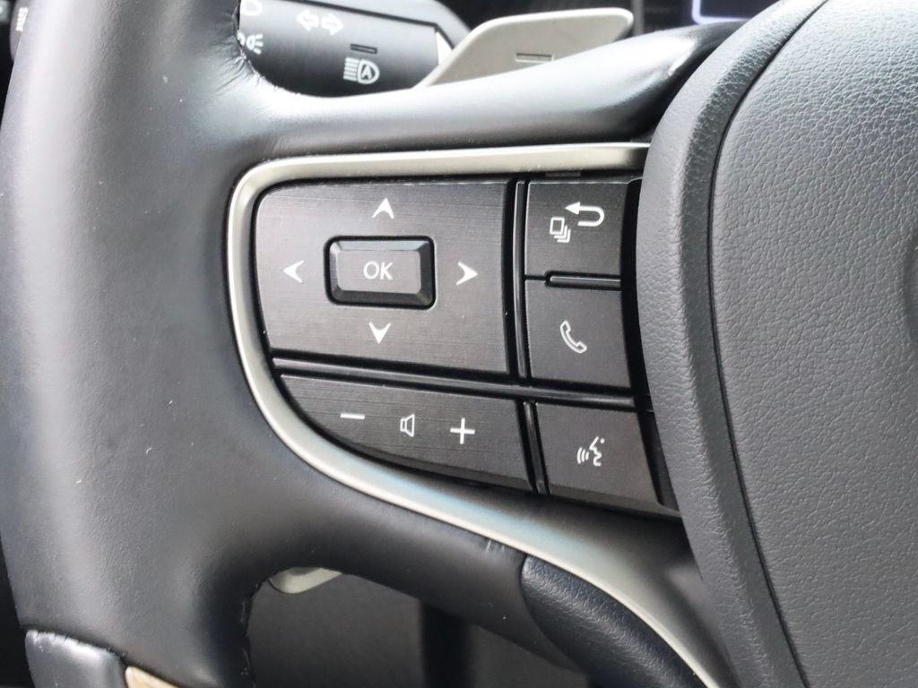 Used 2023 Lexus ES 350 Ultra Luxury w/ Accessory Package (Z2) FWD image 17
