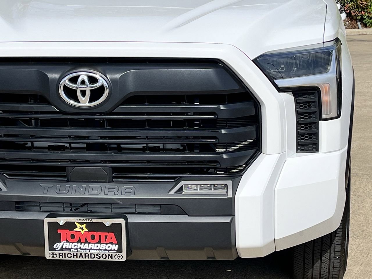 Used 2024 Toyota Tundra SR5 w/ SX Package image 8
