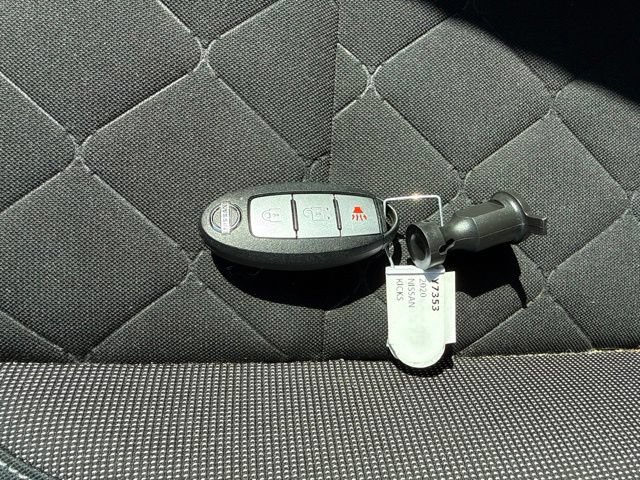 Used 2020 Nissan Kicks S FWD image 24