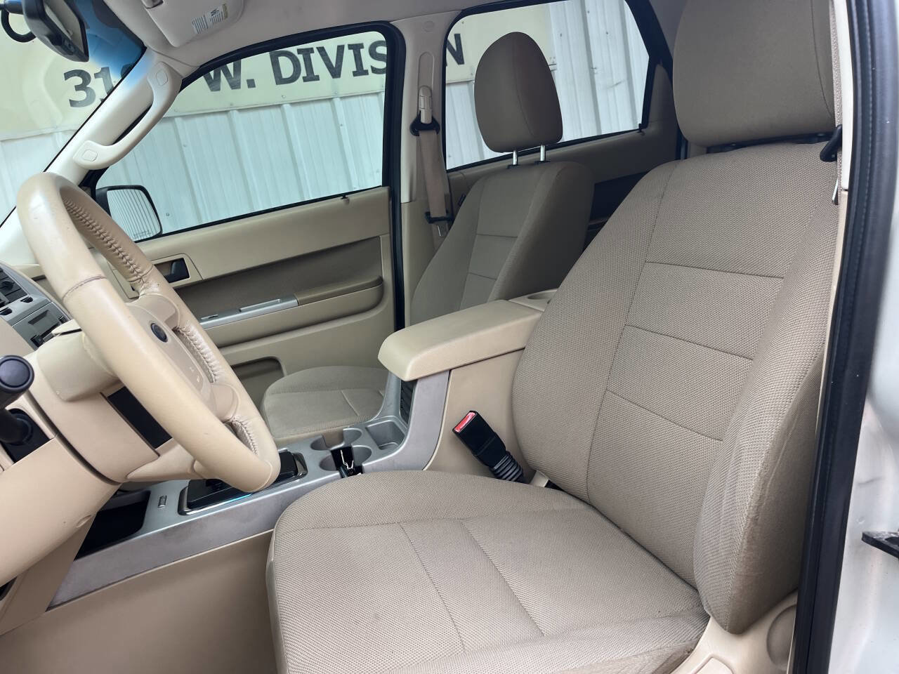 Used 2009 Ford Escape XLT FWD image 10