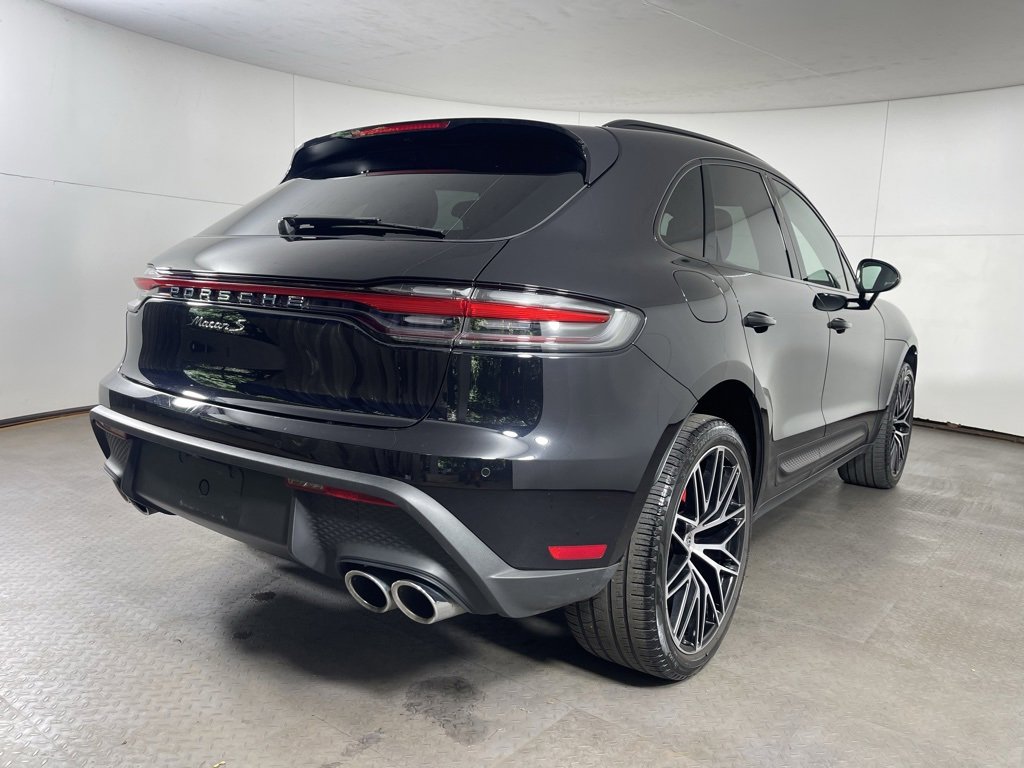 Certified 2023 Porsche Macan S image 7