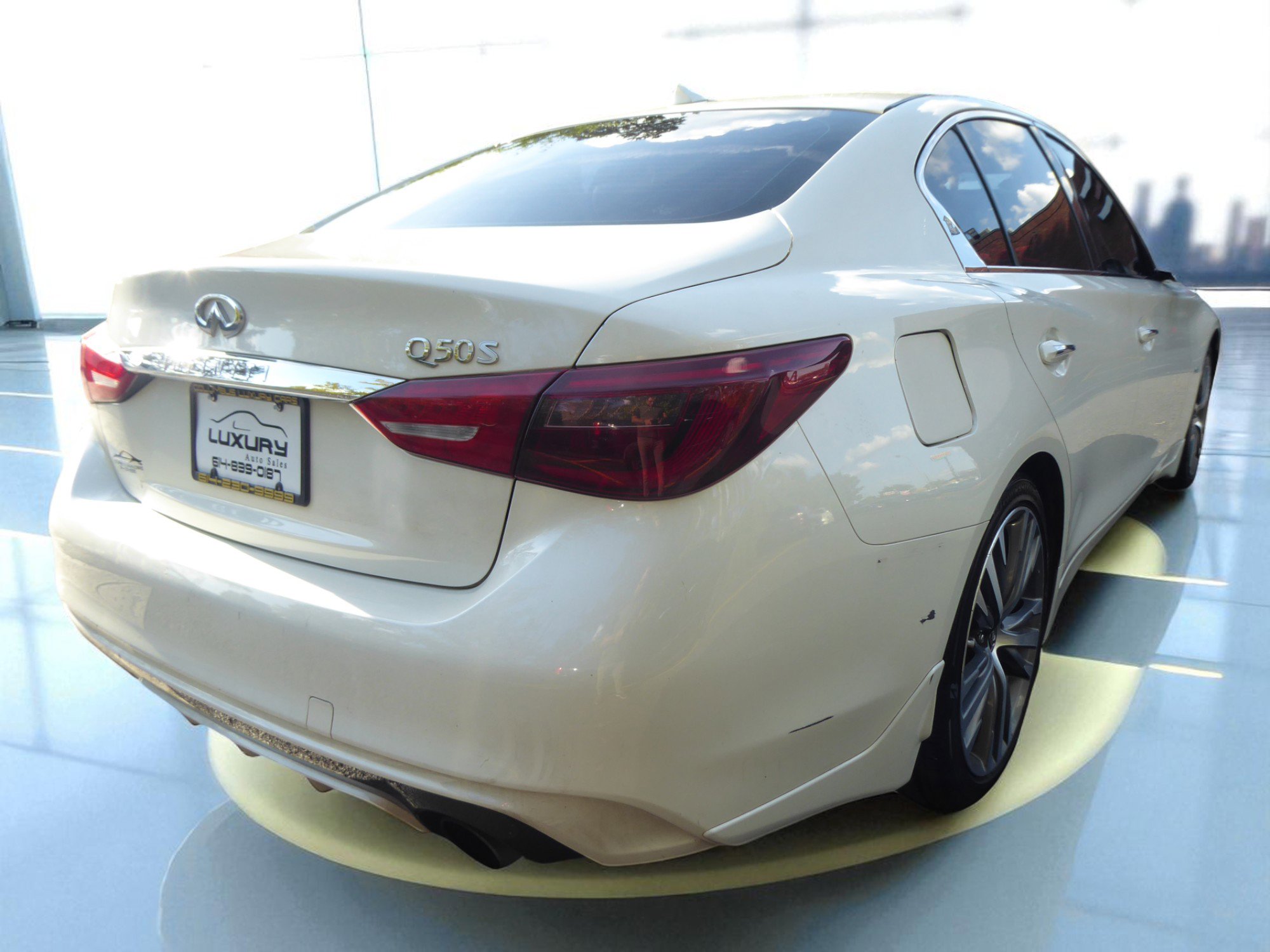 Used 2018 INFINITI Q50 Sport w/ Cargo Package (L95) image 10