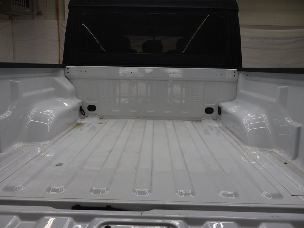Used 2022 Jeep Gladiator Sport AWD/4WD image 14