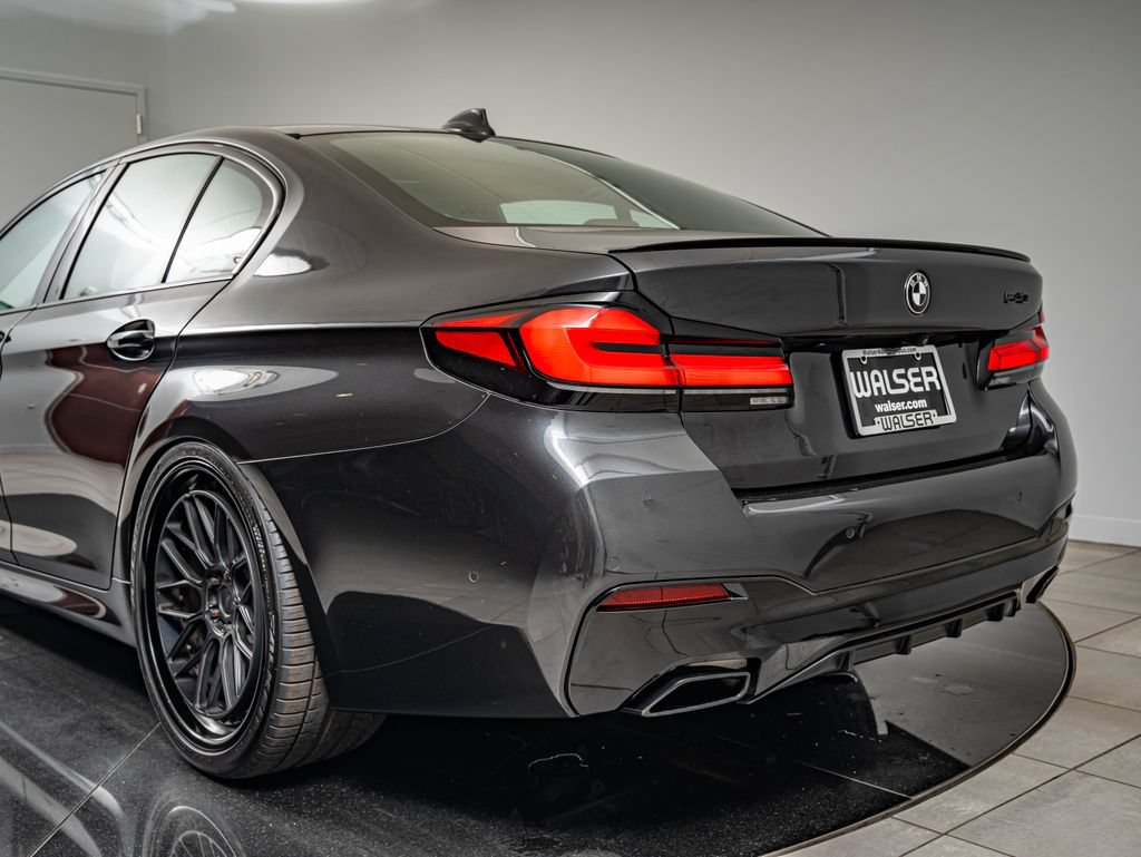 Used 2023 BMW 540i w/ M Sport Package RWD image 20