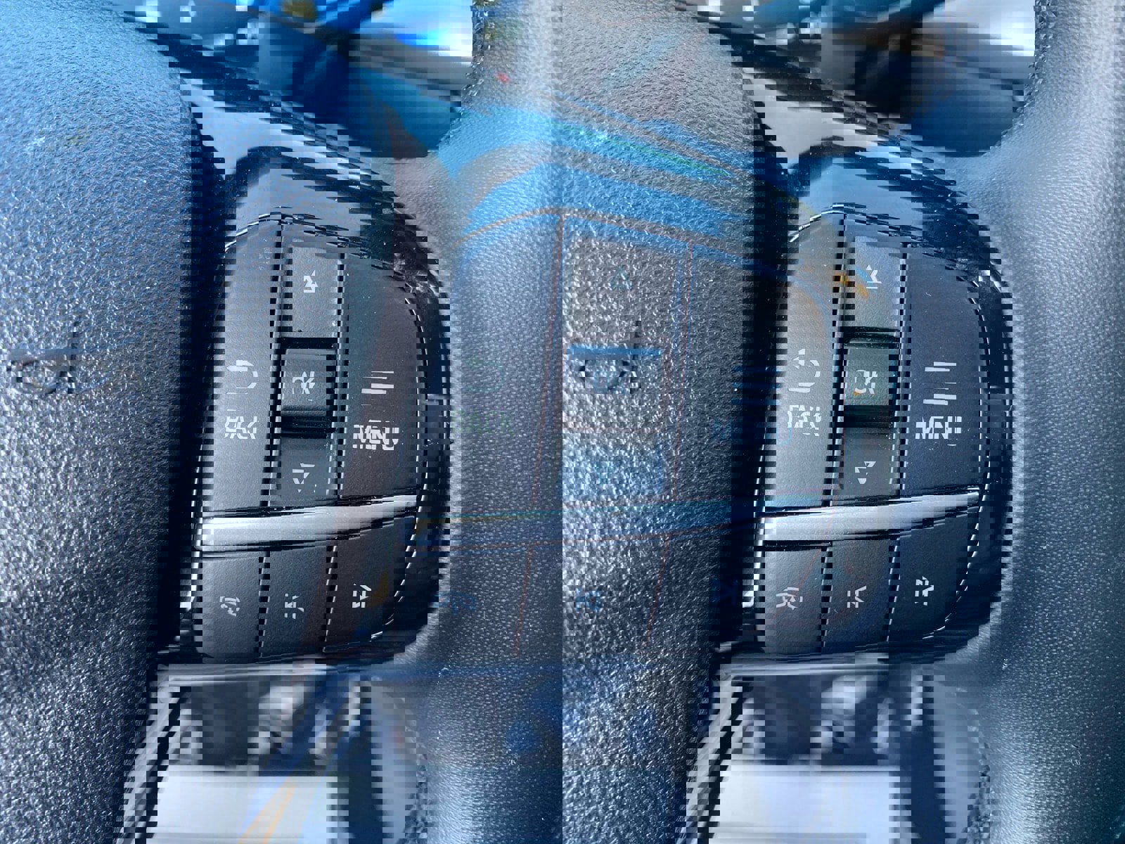 Used 2025 Ford Escape Platinum AWD/4WD image 13