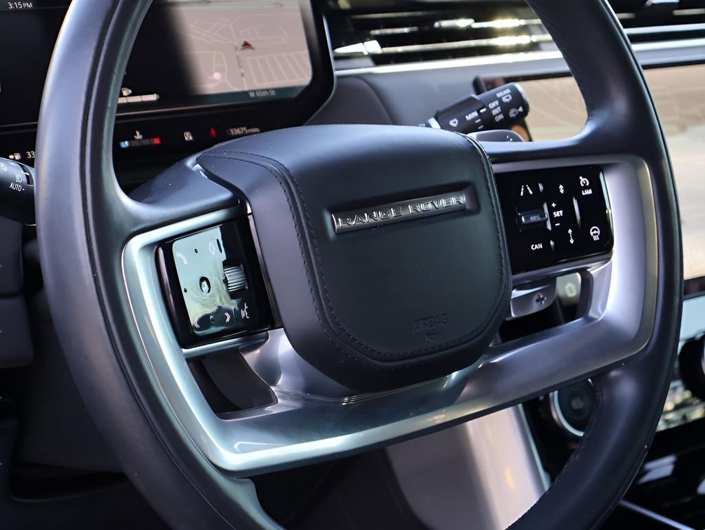 Used 2023 Land Rover Range Rover SE AWD/4WD image 18