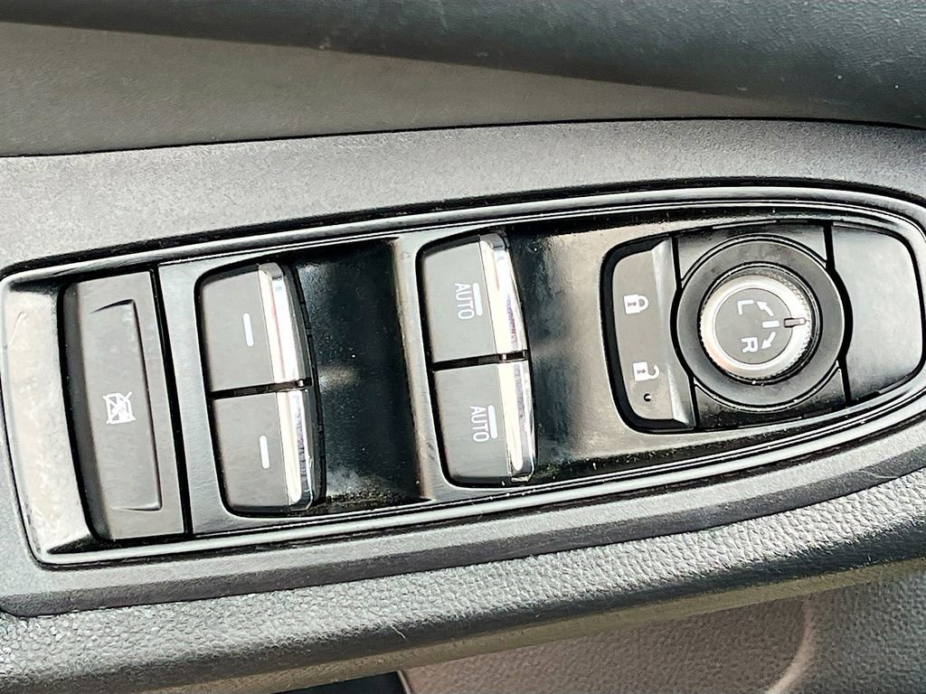 Used 2024 Subaru Ascent Onyx Edition image 18