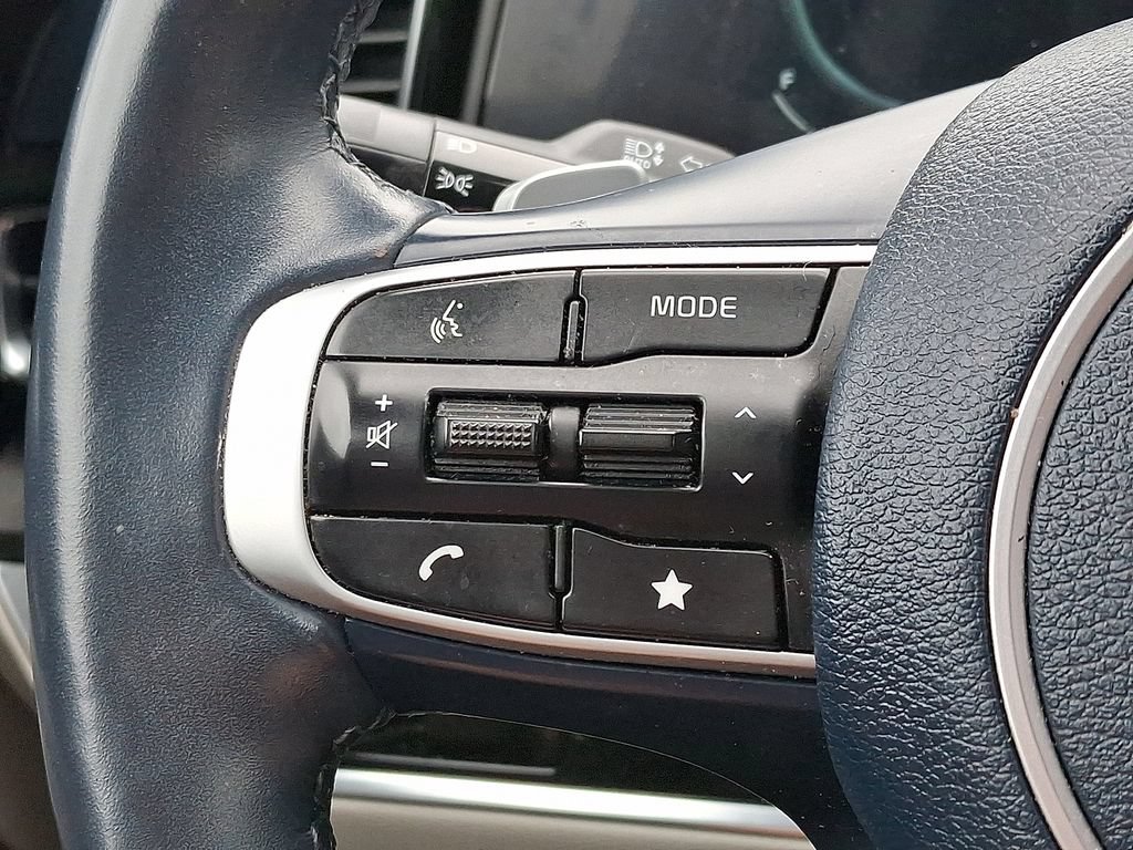 Certified 2023 Kia Sportage EX AWD/4WD image 9