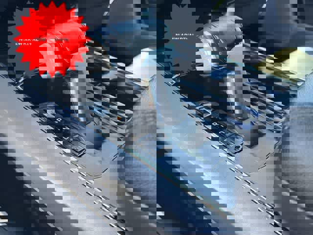 Used 2023 Ford F150 Lightning XLT AWD/4WD image 24