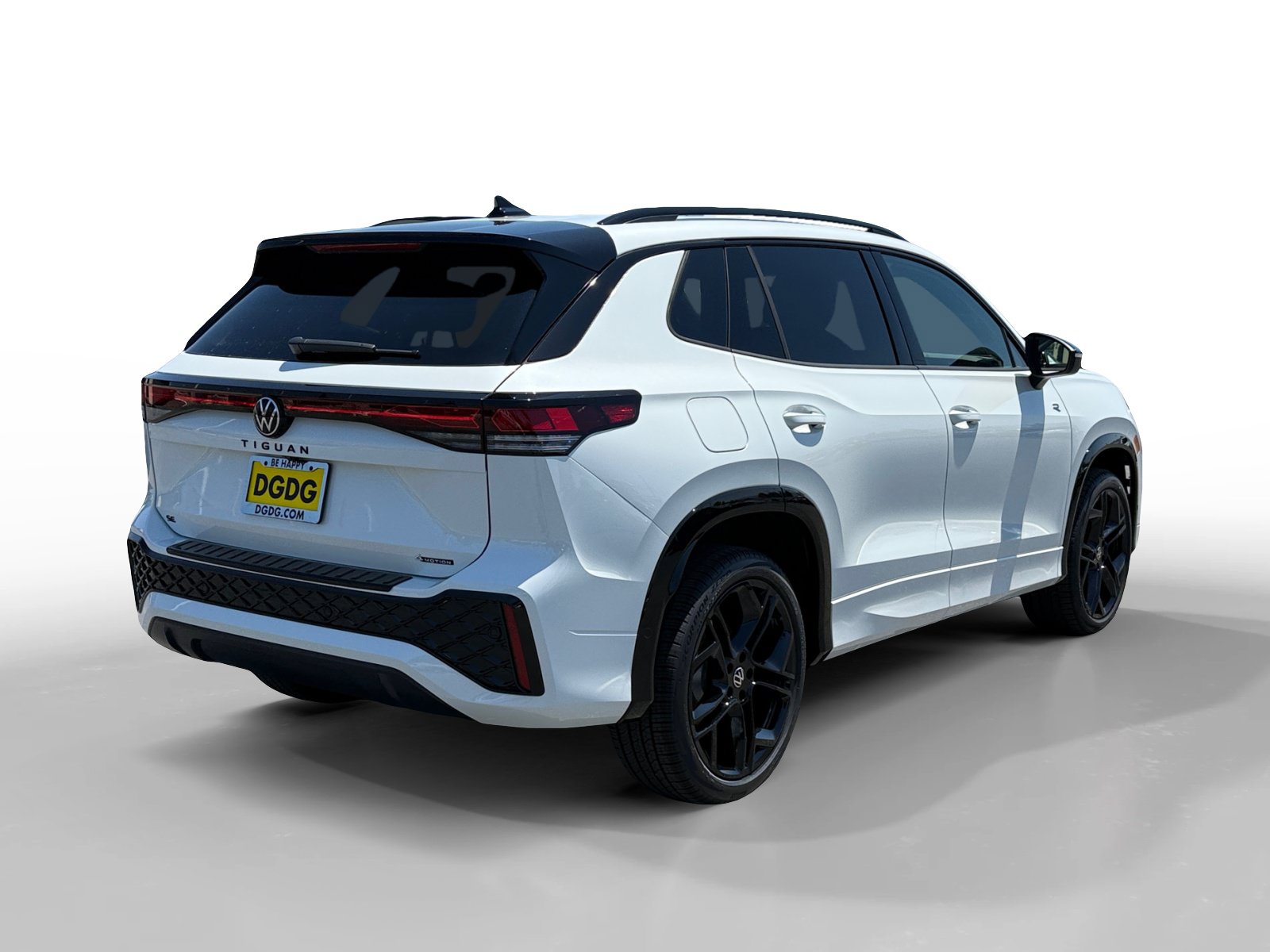 New 2026 Volkswagen Tiguan SE R-Line AWD/4WD image 5