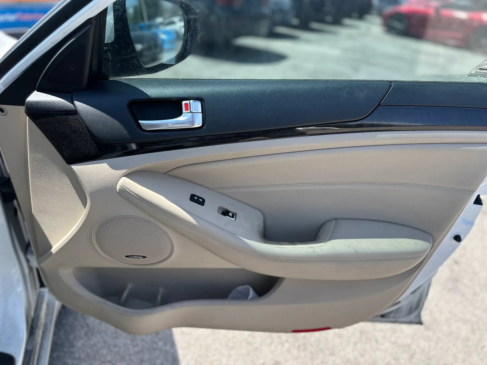 Used 2016 Kia Cadenza FWD image 22