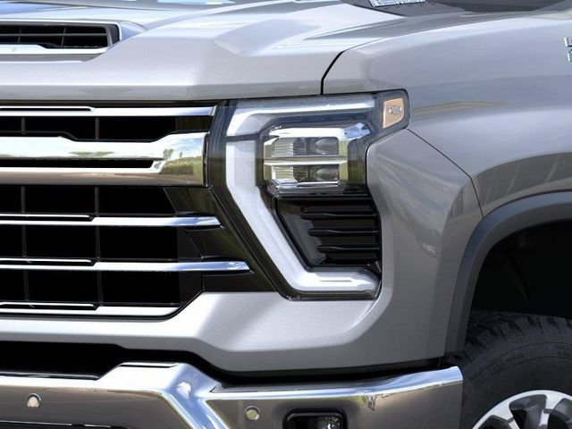 New 2026 Chevrolet Silverado 2500 LTZ w/ LTZ Plus Package AWD/4WD image 10