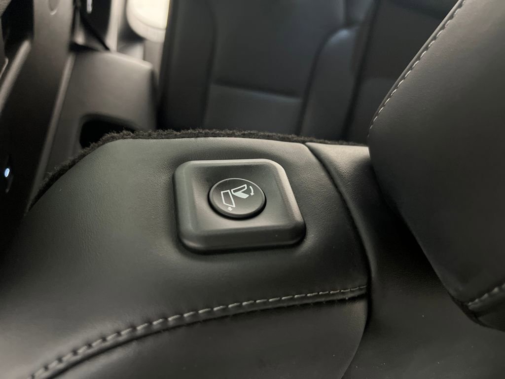 Used 2025 Kia Telluride S image 20