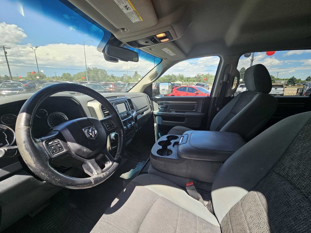 Used 2015 RAM 1500 Classic SLT w/ Luxury Group AWD/4WD image 13