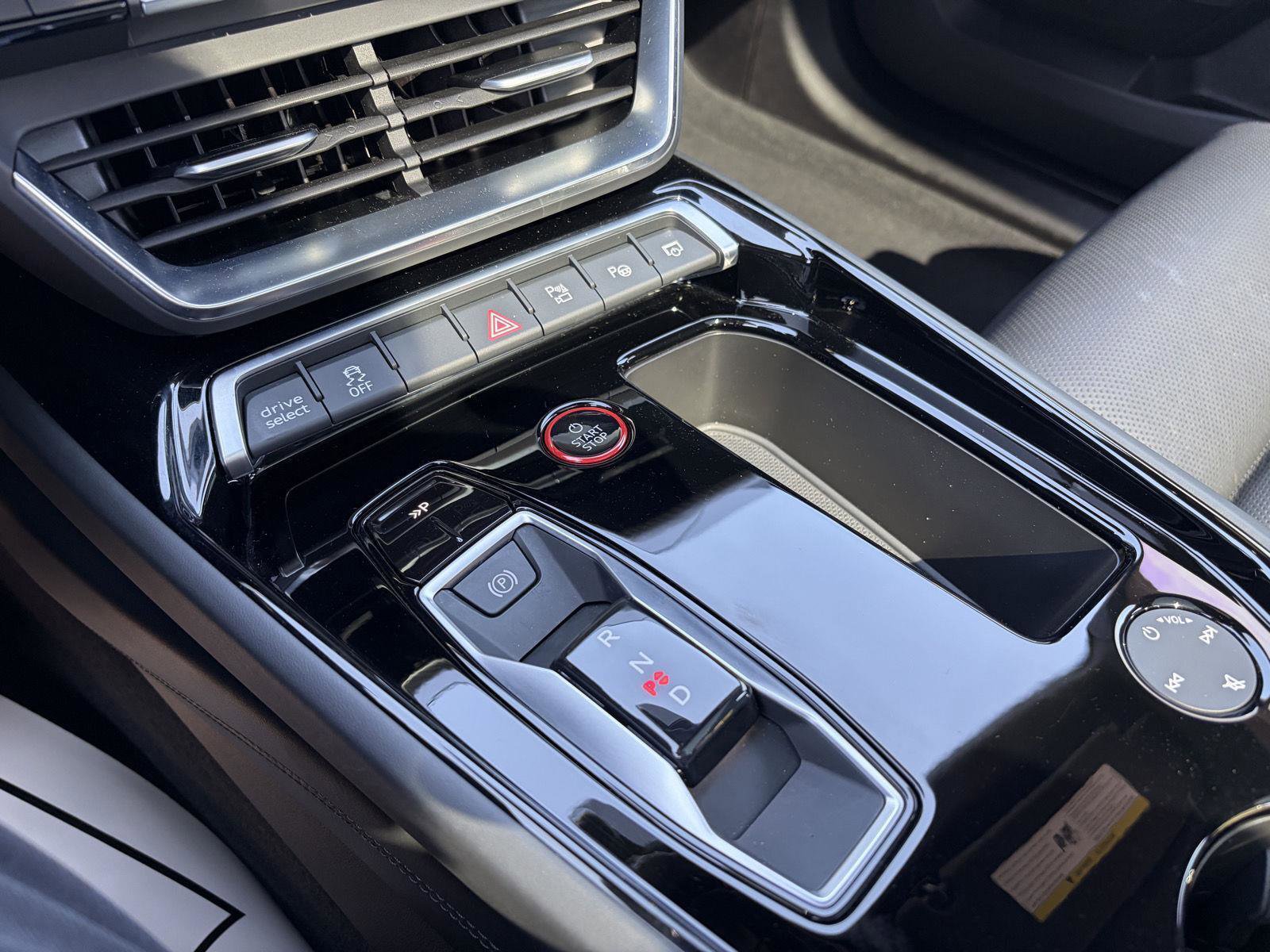 Certified 2023 Audi RS e-tron GT w/ Ceramic Brake Package AWD/4WD image 19