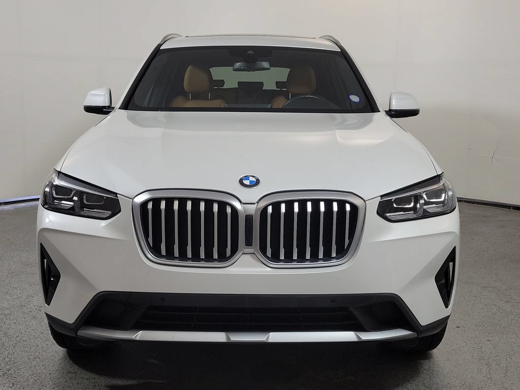 Used 2023 BMW X3 xDrive30i AWD/4WD image 2