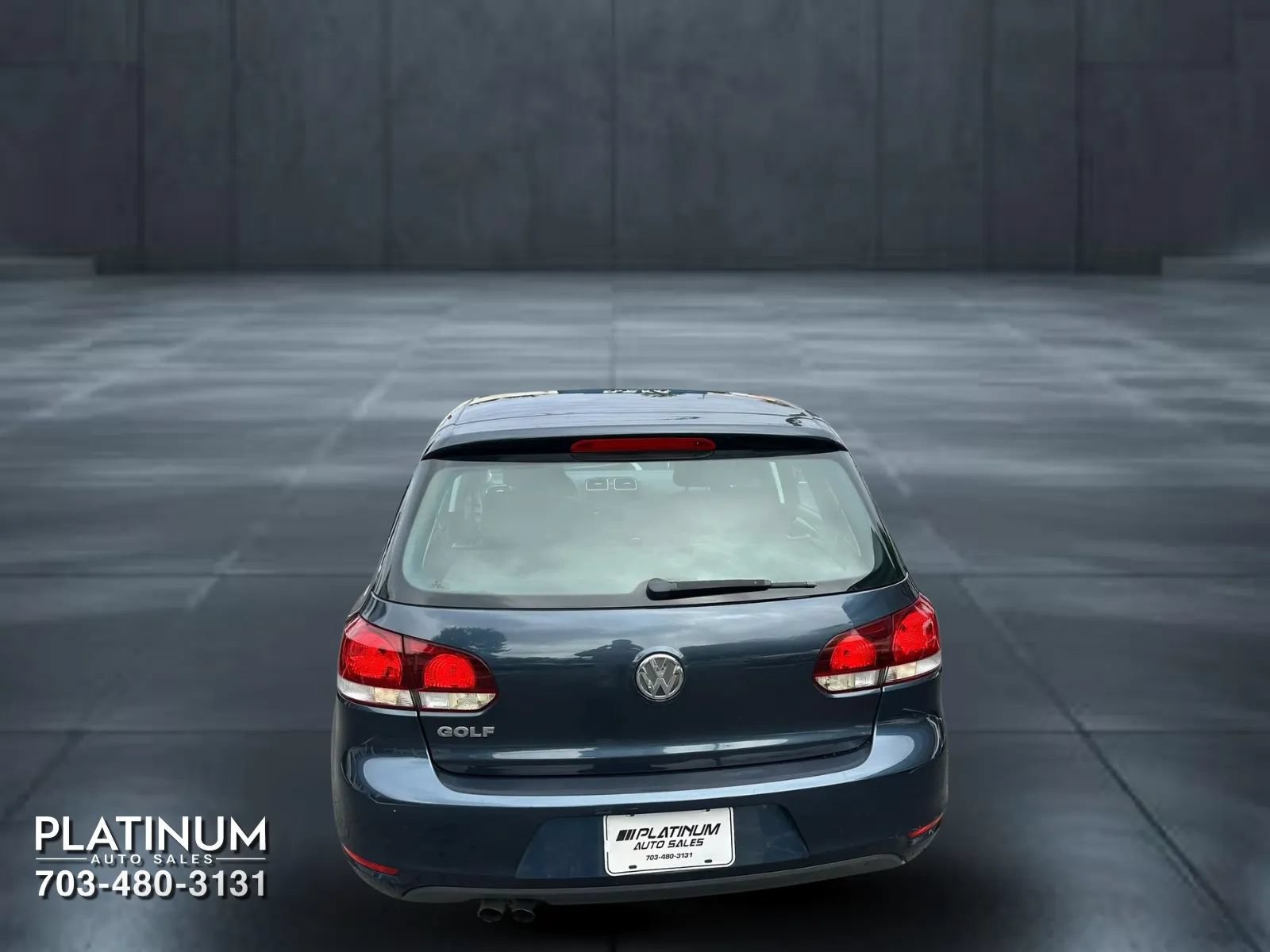 Used 2013 Volkswagen Golf 4-Door FWD image 7