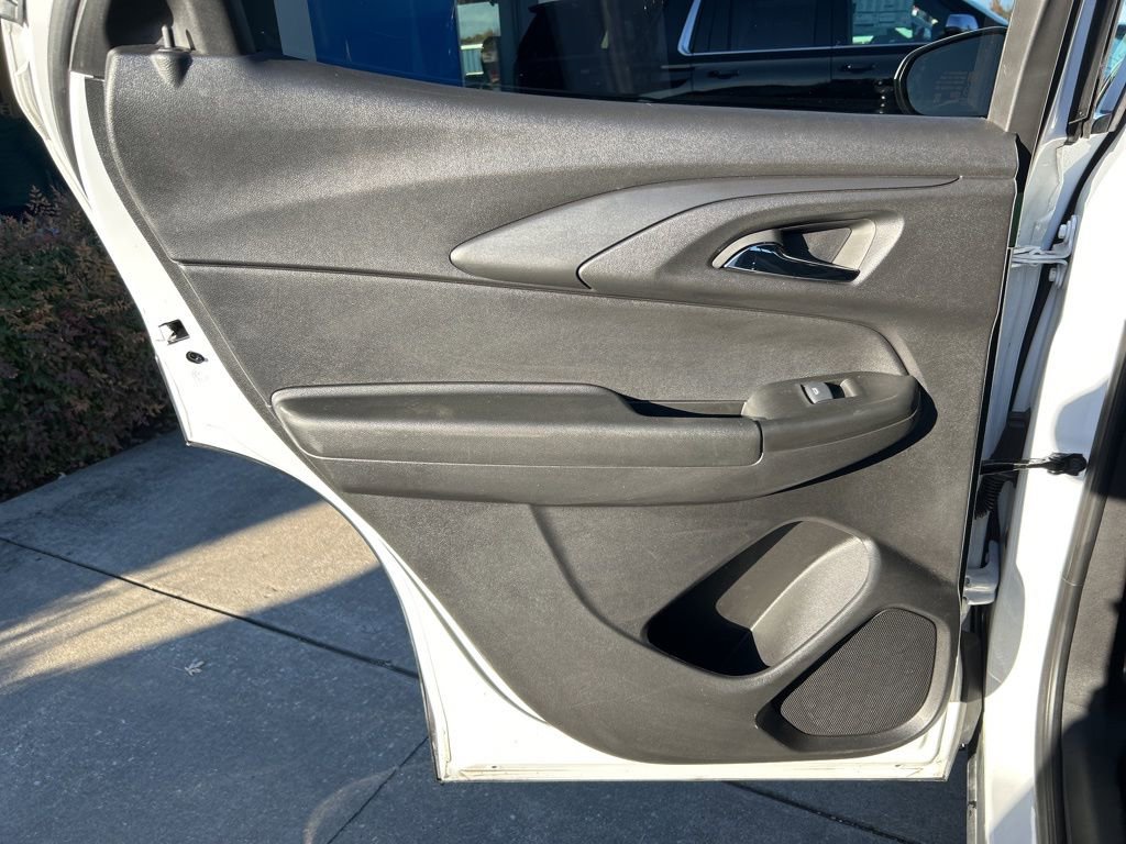 Used 2024 Chevrolet TrailBlazer LT image 11