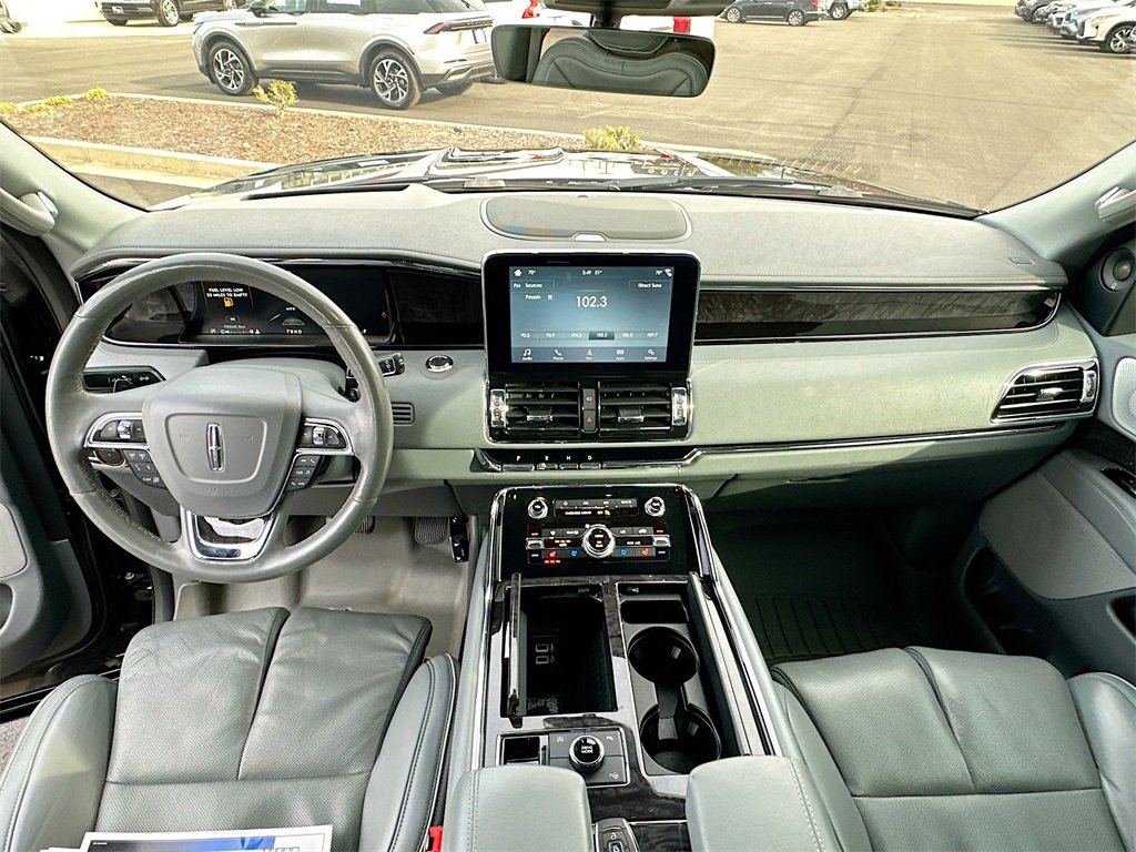 Used 2018 Lincoln Navigator Reserve w/ Technology Package image 3