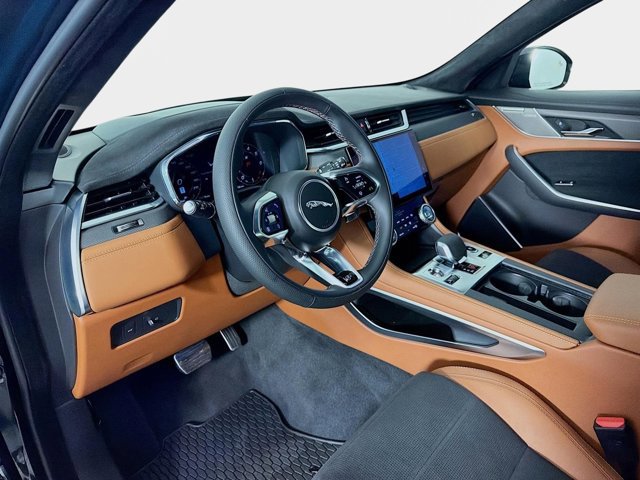 New 2026 Jaguar F-PACE SVR AWD/4WD image 9