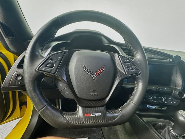 Used 2015 Chevrolet Corvette Z06 w/ 3LZ Preferred Equipment Group RWD image 12