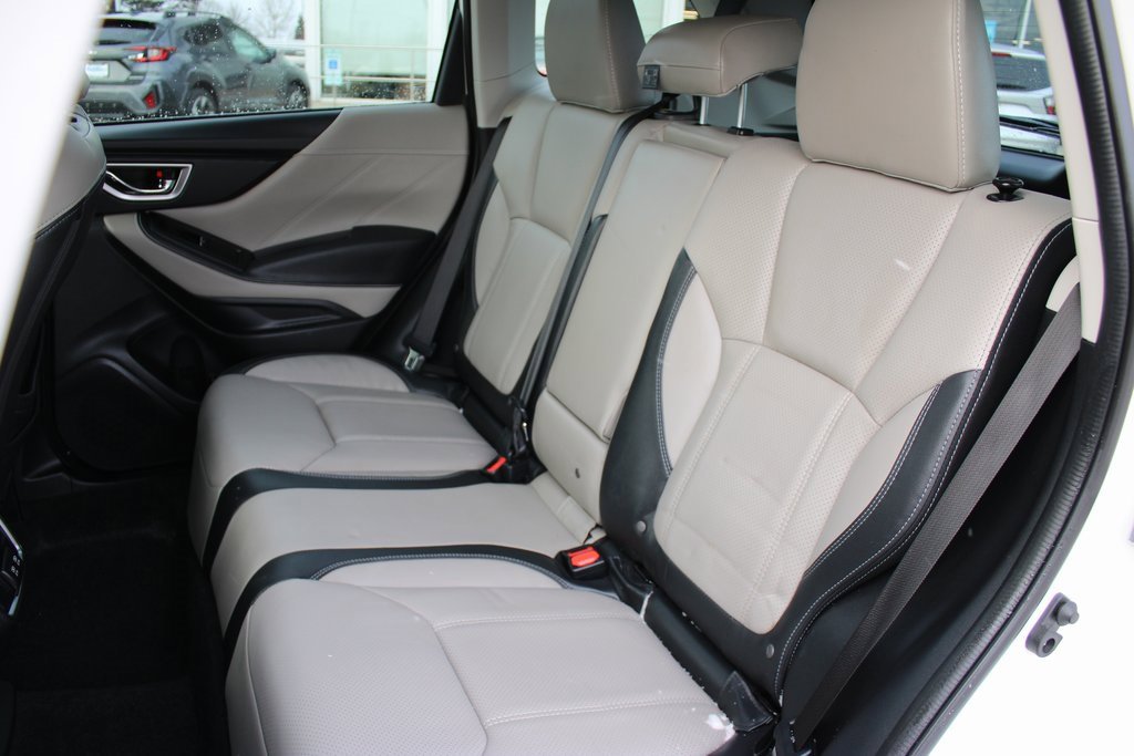Used 2023 Subaru Forester Limited image 27