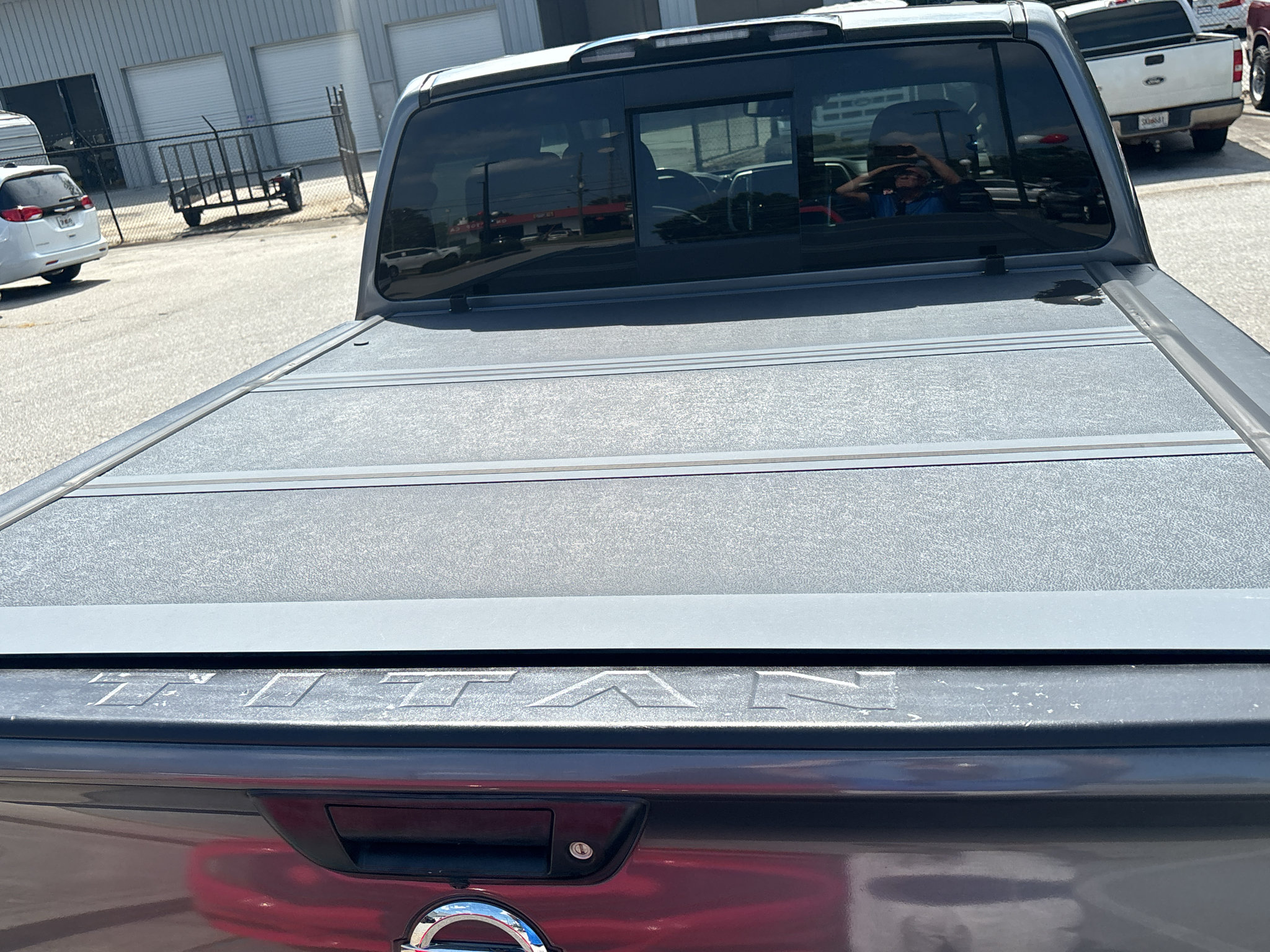 Used 2021 Nissan Titan SL w/ Moonroof Package RWD image 7