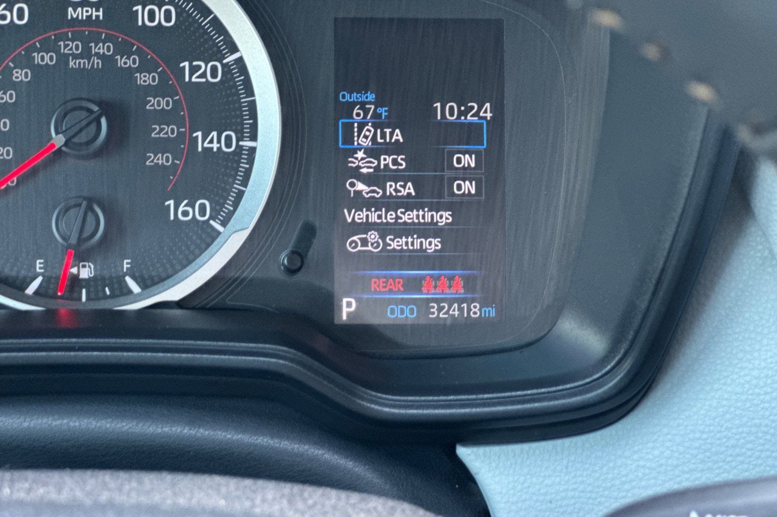 Used 2022 Toyota Corolla SE w/ Carpet Mat Package (TMS) FWD image 26