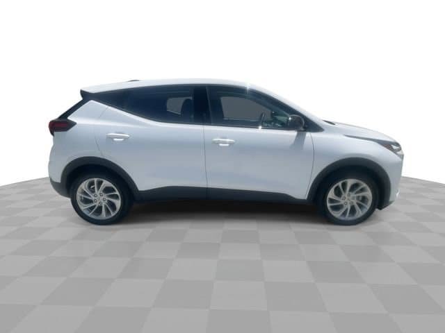 New 2027 Chevrolet Bolt LT w/ Comfort Package FWD image 9
