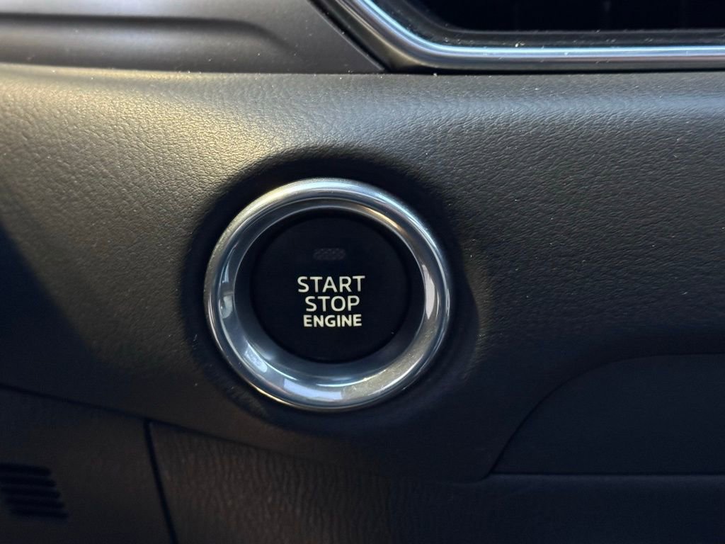 Used 2020 MAZDA CX-5 Touring image 22