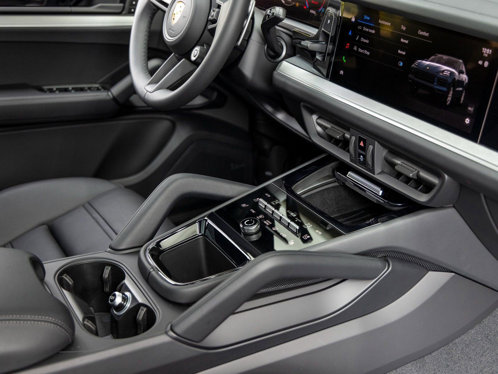 New 2026 Porsche Cayenne Coupe image 53