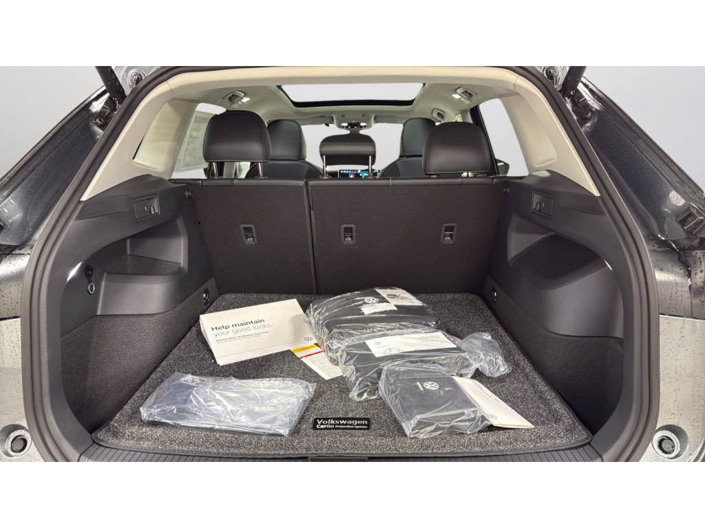 New 2026 Volkswagen Tiguan SE AWD/4WD image 40