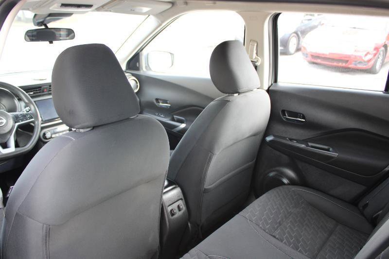 Used 2022 Nissan Kicks SV FWD image 14