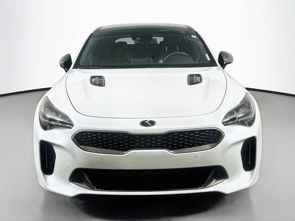 Used 2019 Kia Stinger GT1 RWD image 2