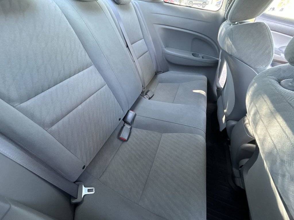 Used 2011 Honda Civic LX image 21