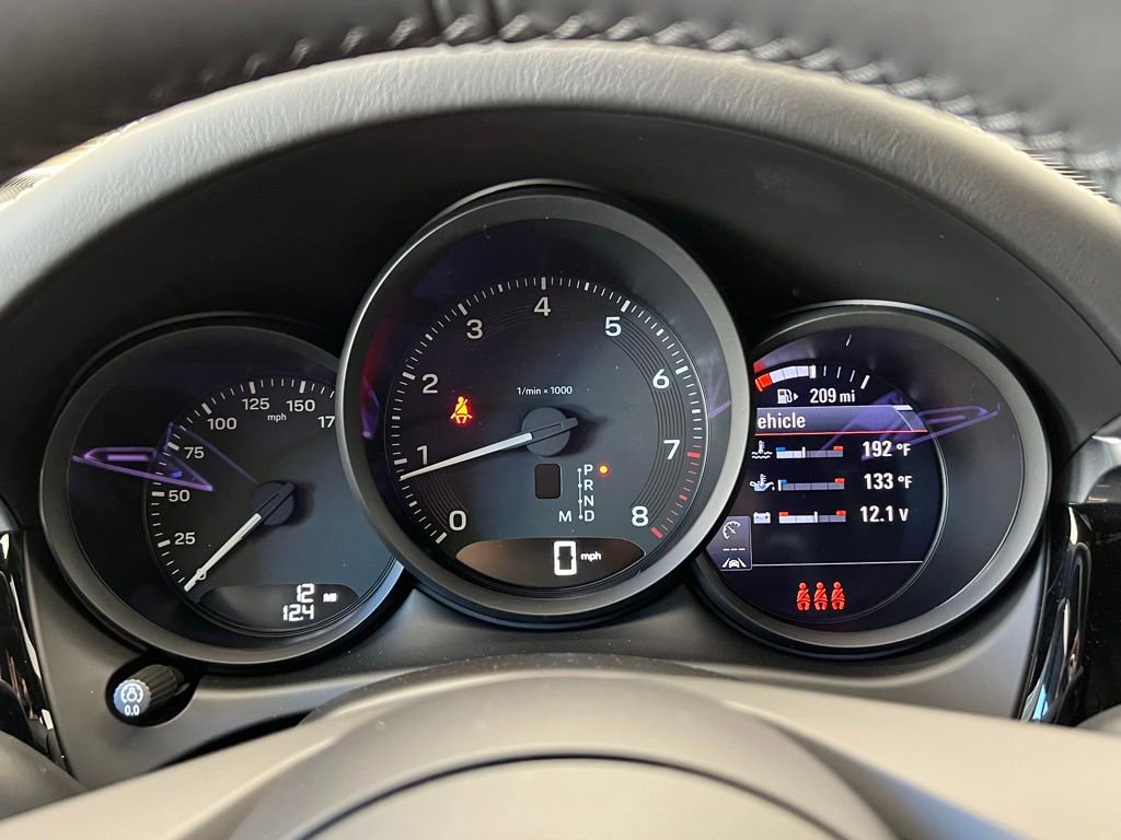 New 2026 Porsche Macan Turbo image 10