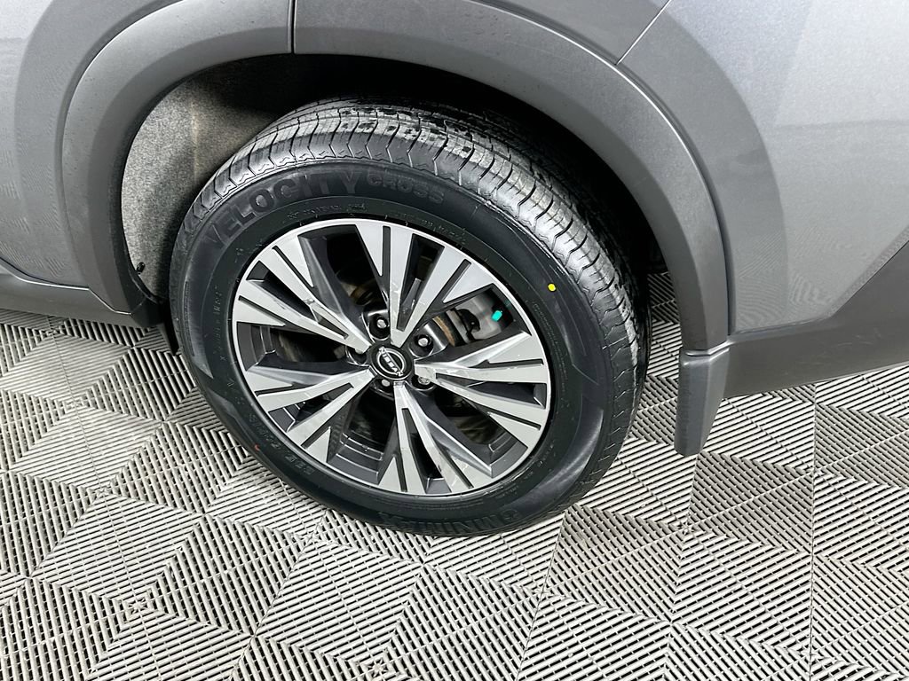 Certified 2023 Nissan Rogue SV image 39