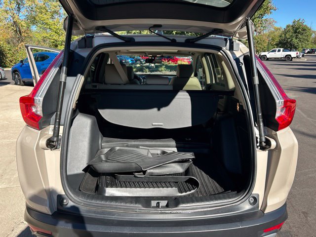 Used 2018 Honda CR-V Touring image 10