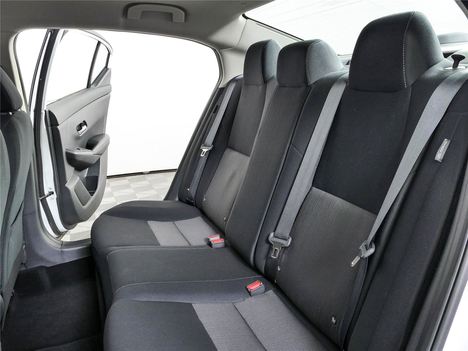 Used 2023 Nissan Sentra SV FWD image 19