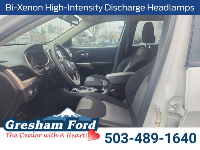 Used 2017 Jeep Cherokee Sport image 11