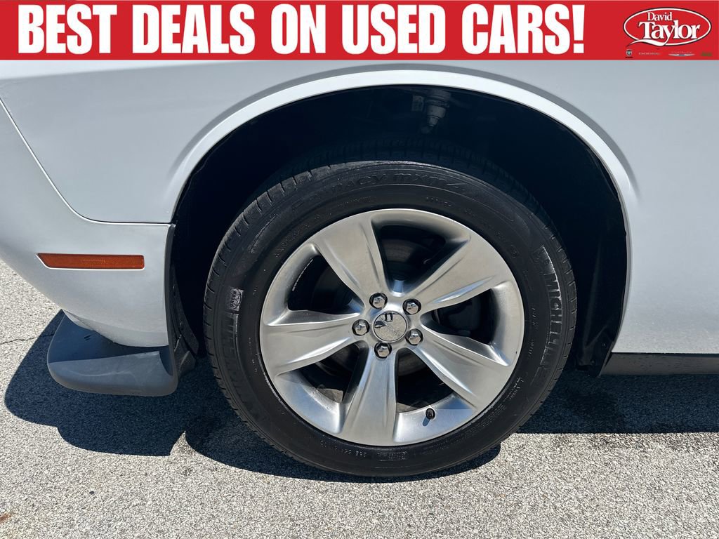 Used 2021 Dodge Challenger SXT RWD image 21
