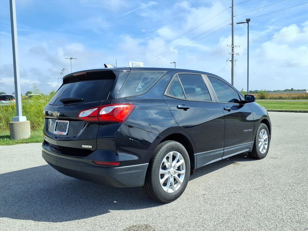 Used 2021 Chevrolet Equinox LS FWD image 3