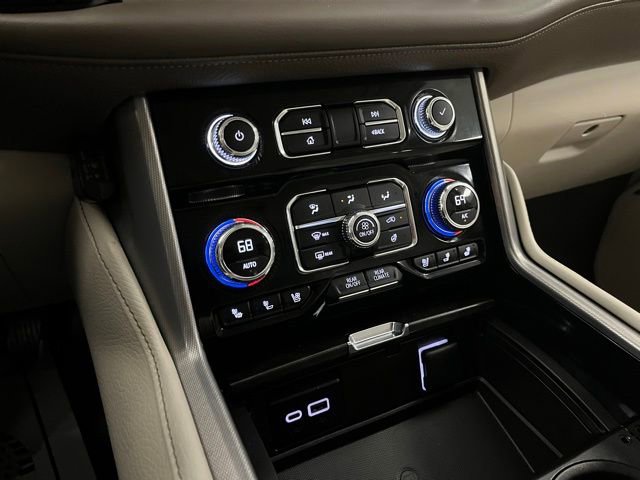 Used 2024 GMC Yukon XL Denali w/ Advanced Technology Package AWD/4WD image 37