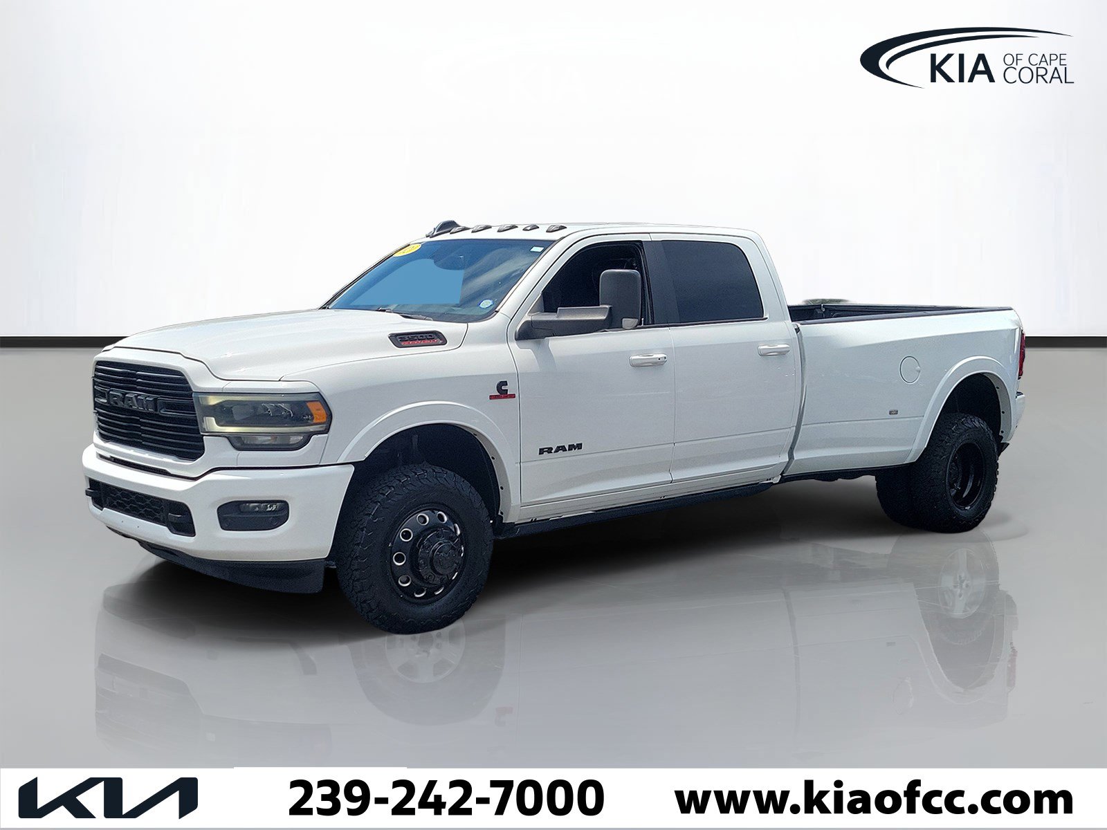 Used 2020 RAM 3500 Laramie AWD/4WD image 3