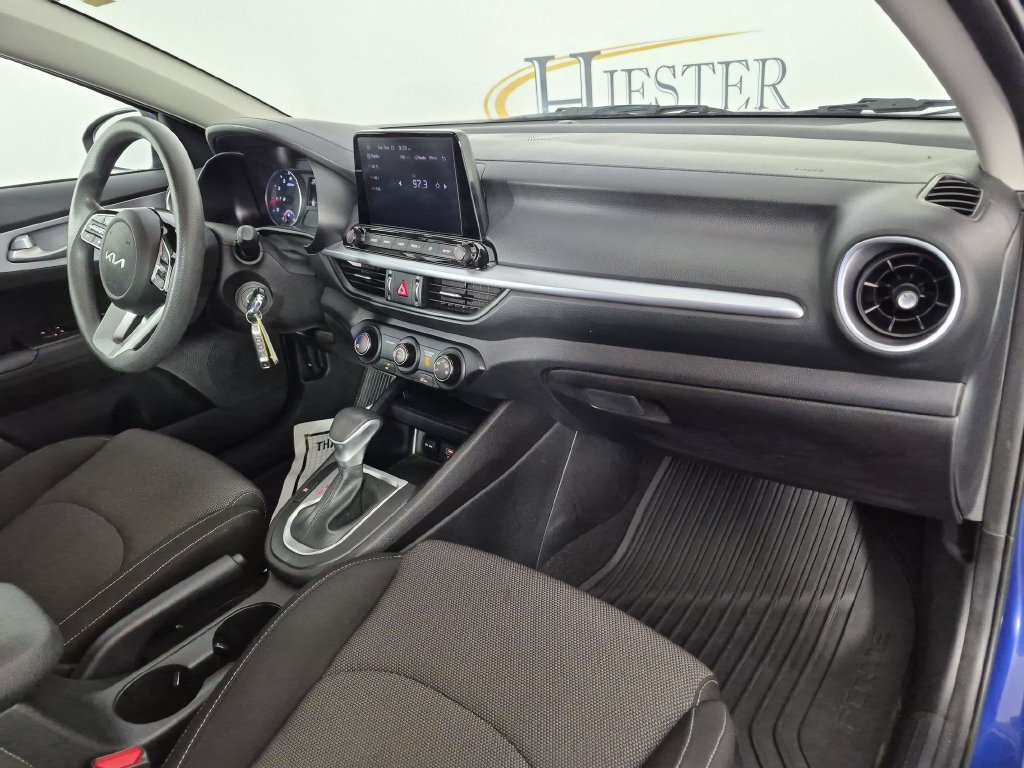 Used 2023 Kia Forte LXS w/ LXS Technology Package FWD image 37